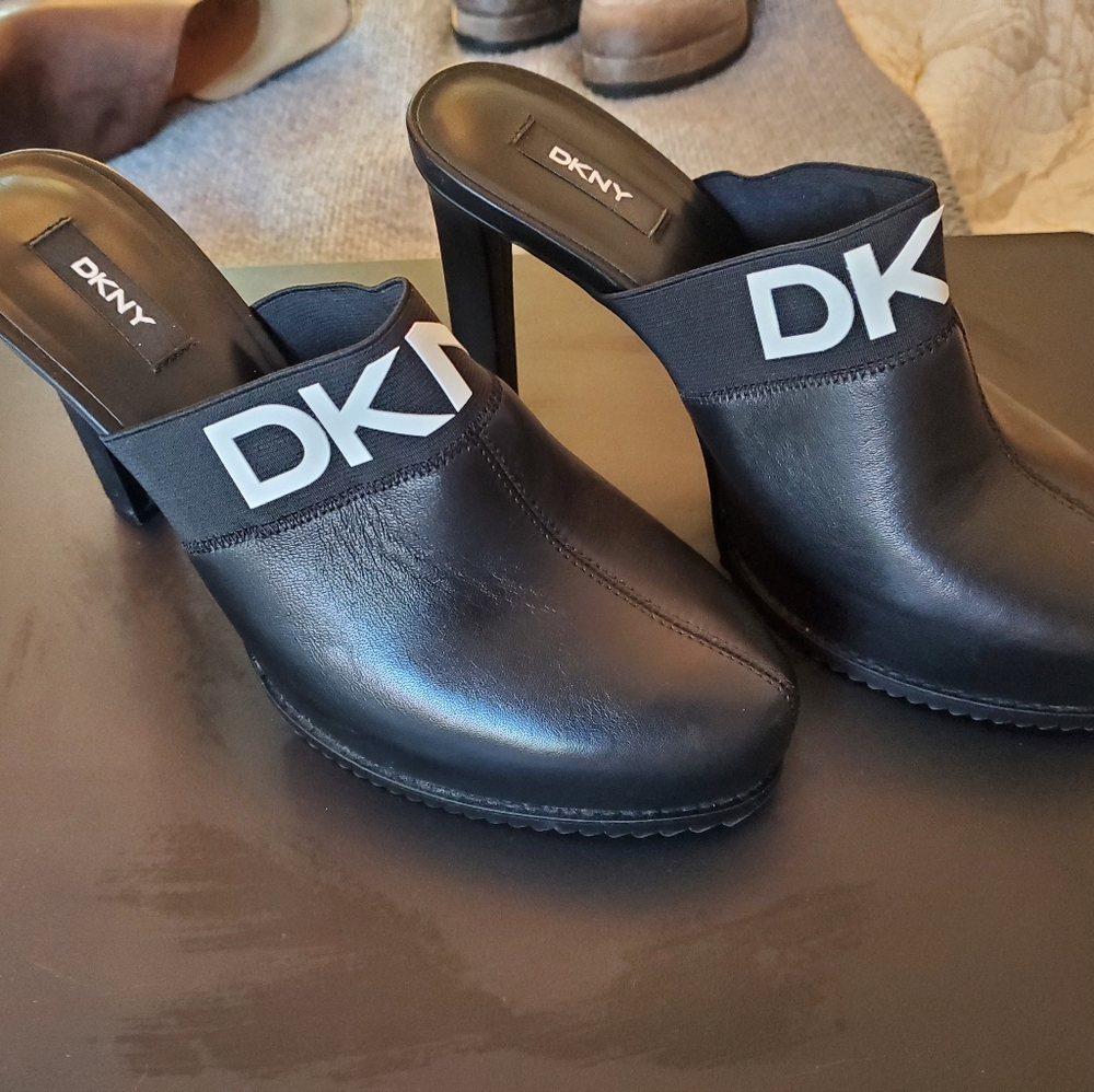 DKNY mules